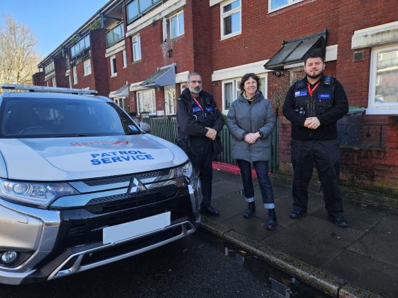 Cllr Williams and Patrol Team Pic 1