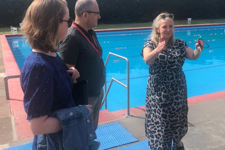 Park Road Lido Pic 3.